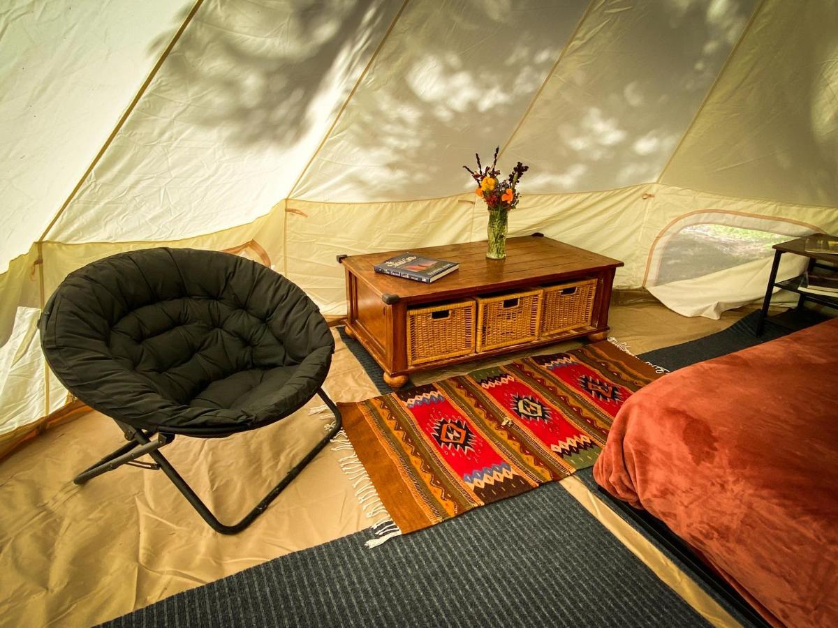 Hotel Glamping In The Redwoods With A Hot Tub! Garberville Exterior foto